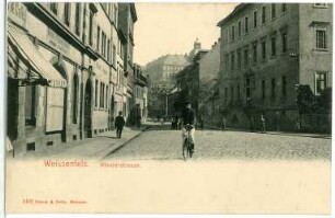 Weißenfels. Klosterstraße mit Radfahrer