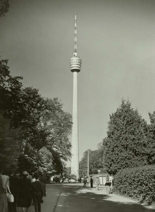 Fernsehturm : Stuttgart, Fernsehturm im Bopser Wald