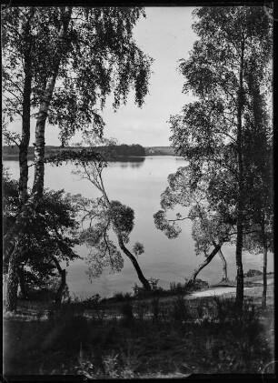 Blick über einen See bei Parchim
