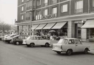Dresden-Altstadt, Ringstraße 5 und 7. Wohn- und Geschäftshaus (1958-1961; H. Schneider, H. Terpitz, H. Mersiowsky, M. Arlt) mit Bekleidungsladen "exquisit-boutique" und Konditorei