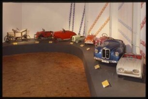 Sonderausstellung zu Tretautos, 2000, Ausstellungsraum