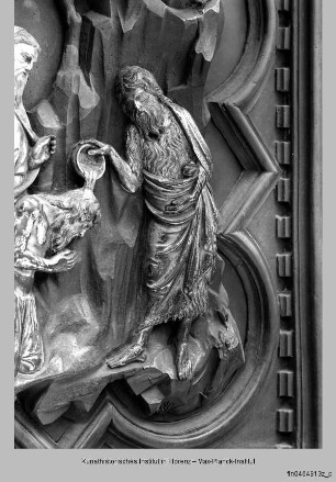 Türreliefs : Szenen Johannes' des Täufers : Johannes tauft das Volk