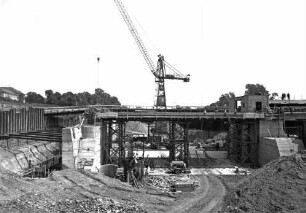 Bau der Staustufe Schweinfurt/Main