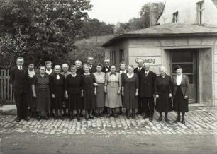 Gruppenbild zur Goldenen Konfirmation