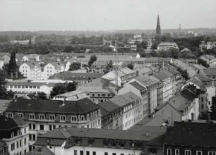Blick vom Turm der Martin-Luther-Kirche über Kamenzer Straße zur St. Martinskirche (Garnisonkirche)