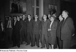 Schwedische Delegation im Georgi-Dimitroff-Museum (heutiges Bundesverwaltungsgericht)