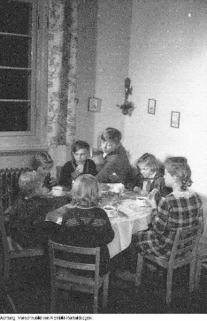 Kindergarten der Landespolizei, Weihnachtsfeier, Dezember 1950