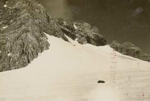 Österreich. Dachsteingruppe. Der Hohe Dachstein, vom Hallstätter Gletscher aus gesehen