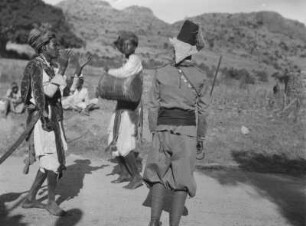 Soldaten : Im Dienst der Italiener stehende Soldaten