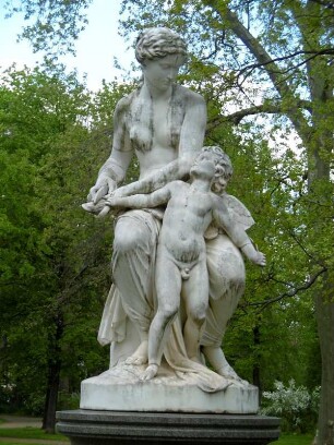 Venus, Amor die Flügel beschneidend