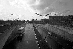 Berlin: Stadtautobahn am Halensee