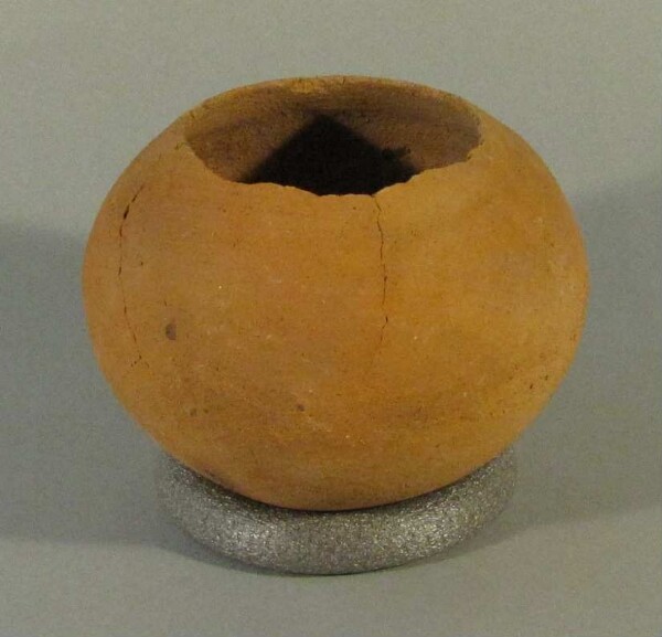 Clay vessel