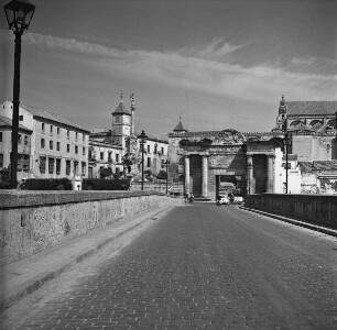 Puerta del Puente