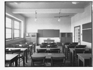 Schule Adlerstraße (Hamburg-Barmbek): Unterrichtsraum : SchumacherWV Nr. 273