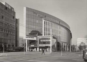 Haus des Buches : Dresden-Altstadt, Dr.-Külz-Ring 12. Haus des Buches (1998-2000, H. Witter)
