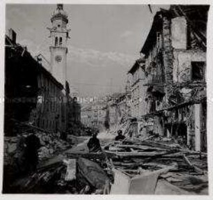 Innsbruck, Maria-Theresien-Straße, Zerstörungen