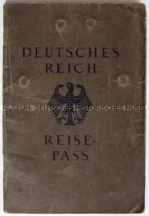 Reisepass des Deutschen Reiches von Paul Syring und seiner Ehefrau