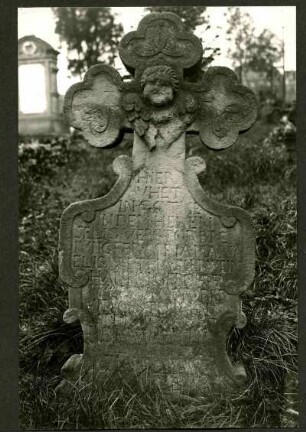Friedhof. Grabkreuz der Anna Maria Elisabetha Schwei...