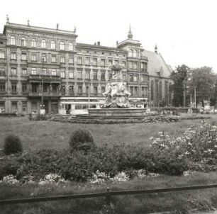 Postplatz : Görlitz. Postplatz. Blick zum Brunnen