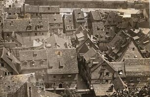 Würzburg, Wohnhäuser : Würzburg. Blick vom Dom nach Süden zum Wohnhaus, Neubaustraße 6