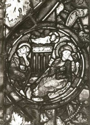 Erfurt. Barfüßerkirche. Chor. Farbige Glasfenster (nach der Restaurierung 1960). Südostfenster, Mittelbahn, Zeile 8: Geburt Christi. Gesamtaufnahme (Kreismedaillon, Durchmesser 30 cm, spätromanisch)