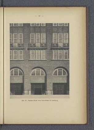 Abb. 35. Fassaden-Motiv vom Gewerbehaus in Hamburg.