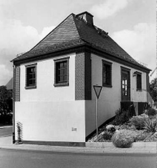 Ehemaliges Back- und Gemeindehaus; Ehringshausen, Hauptstraße 2