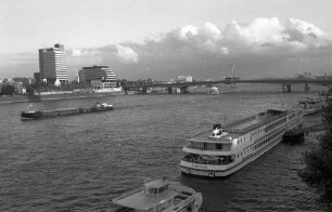 Köln: Von der Hohenzollernbrücke zur Severinsbrücke