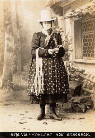 "Volkstracht von Schonach"