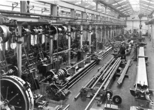 Chemnitz, Hartmannstraße 28. Sächsische Maschinenfabrik vormals Richard Hartmann AG. Werkzeugmaschinenbau. Blick in das Mittelschiff der Werkhalle