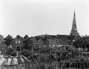 Ortsansicht mit Kirche