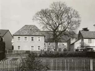 Wohnstallhaus : Wohnhaus und ehem. Wohnstallhaus (2. H. 19. Jh., E. 18. Jh.)