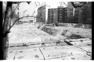 Kleinbildnegative: Baustelle, Sarazinstraße, 1980