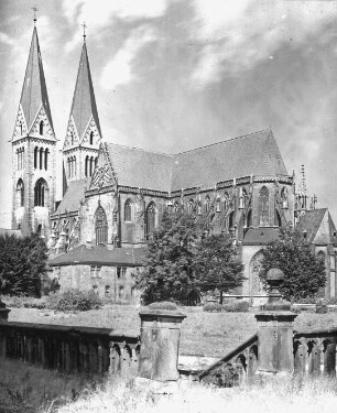 Halberstadt, Dom St. Stephanus und St. Sixtus, von Südwesten