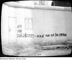 Fernsehbild der Berliner Mauer