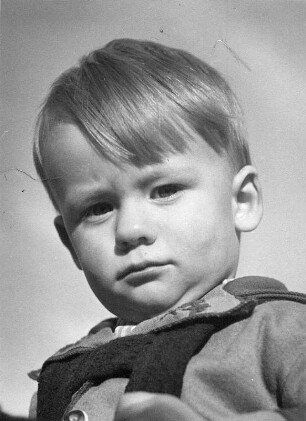 Kinderbilder. Porträt eines kleinen Jungen