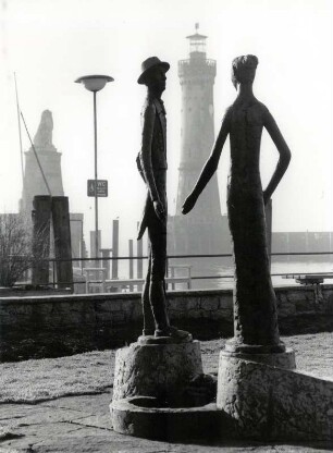 Der Hafen von Lindau, moderne Plastik des LIEBEN AUGUSTIN