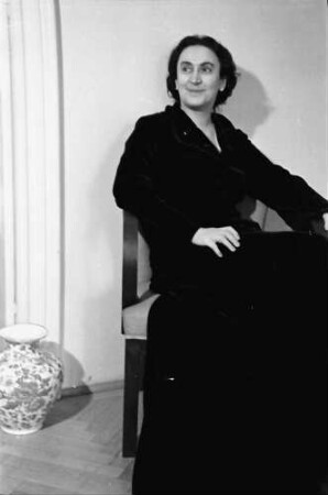 Bukarest: Frau Oghina