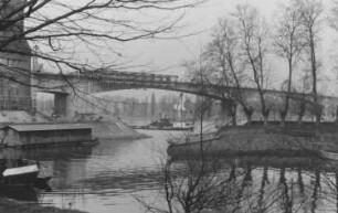 Aufbau der Nibelungenbrücke Worms/Rhein