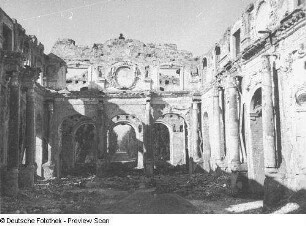 Dresden. Ruine des Palais im Großen Garten. Hauptsaal (Obergeschoss)
