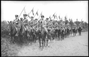 Großenhain. Kolonne zu Zweien - Husaren-Regiment Nr.18