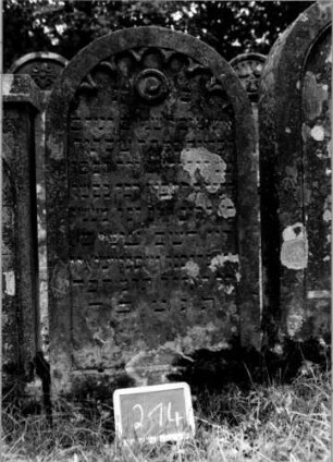 Grabstein 214 [Nir S. 147 Nr. 14.22]