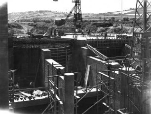 Kraftwerk Goßmannsdorf/Main im Bau
