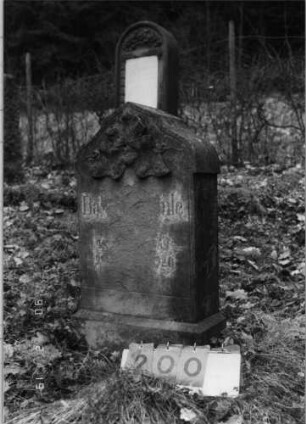 Grabstein 200