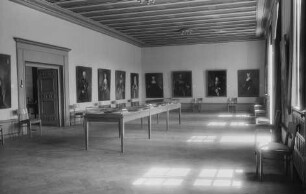 The Potsdam Portraits 15.5. - 1.6.1946 (Ausstellung während des Central Collecting Point Marburg)
