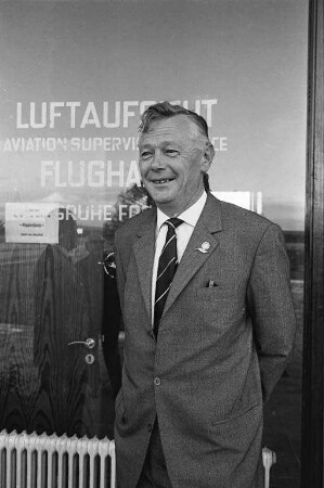 Besuch des Segelflug-Weltmeisters Heinz Huth in Karlsruhe.