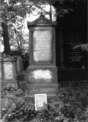 Grabstein A II/10/28