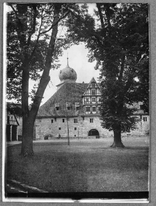 Schlosshof zu Coburg