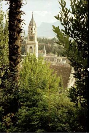 Meran: Elisabethanlage, Sommerpromenade mit Brücke [Pfarrkirche]