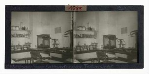Behelfsmäßiges Laboratorium, Teilansicht
